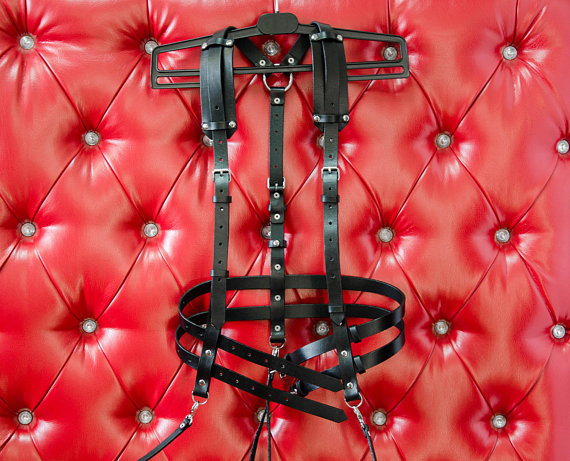 酒吧用品黑色皮革强制束缚衣束捆绑拘束装