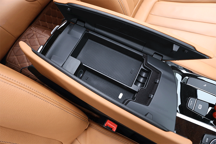 00元 加工定制 否 颜色 18款宝马5系扶手箱隔层 abs 1件套