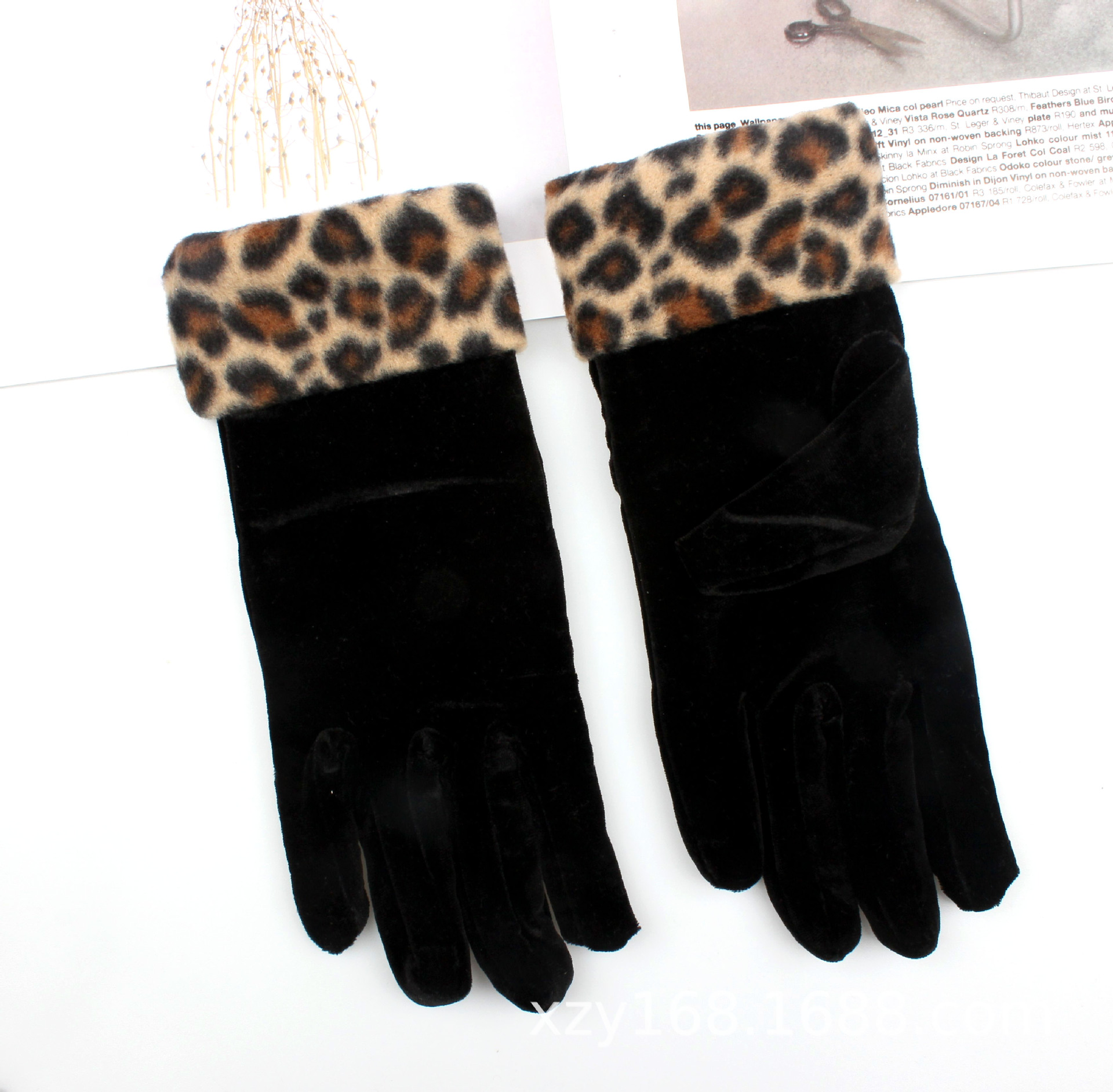 金丝绒豹纹罗口手套 女士时尚性感礼仪骑车防寒 秋冬保暖手工制作