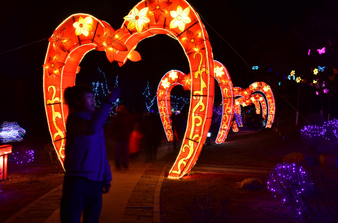 拱门花灯制作公司民俗花灯元宵中秋新年春节定制自贡灯会节日彩灯