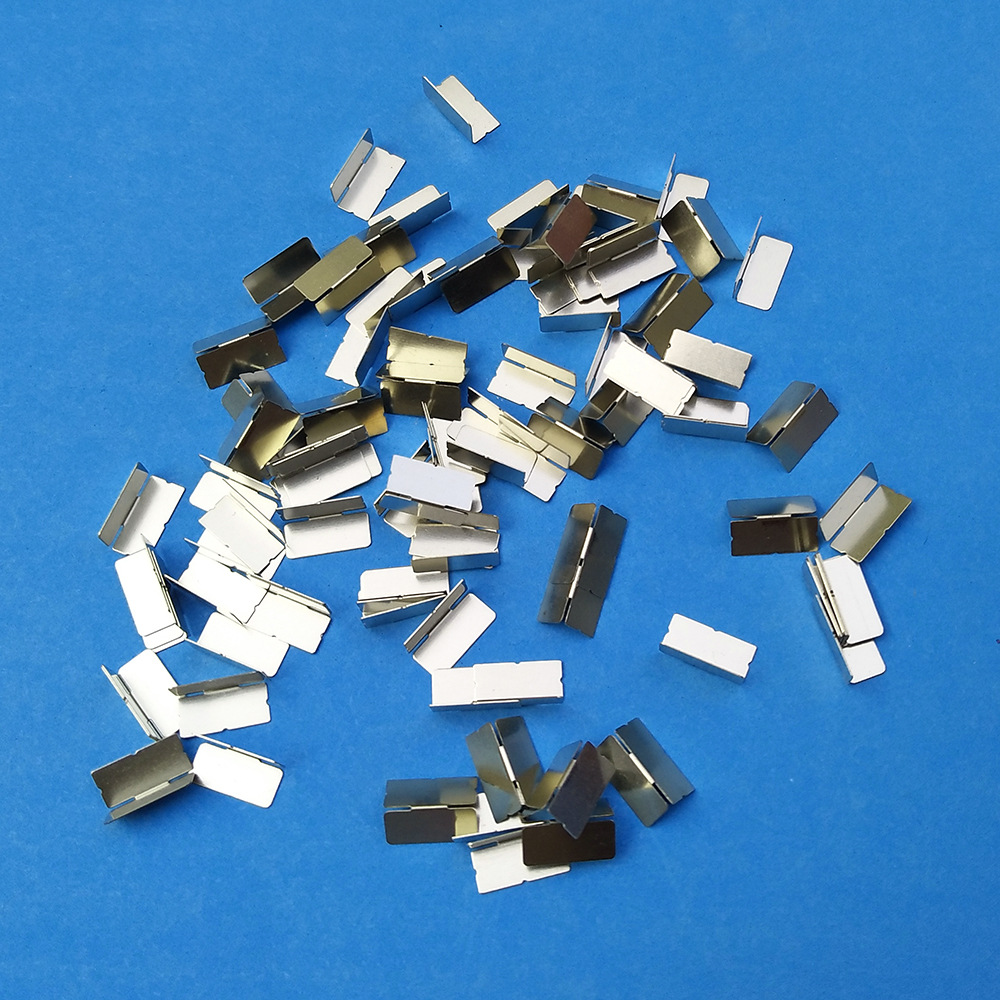 长期生产纯镍带/片,镀镍钢带/片,电池连接片,产品主要用 于保护板