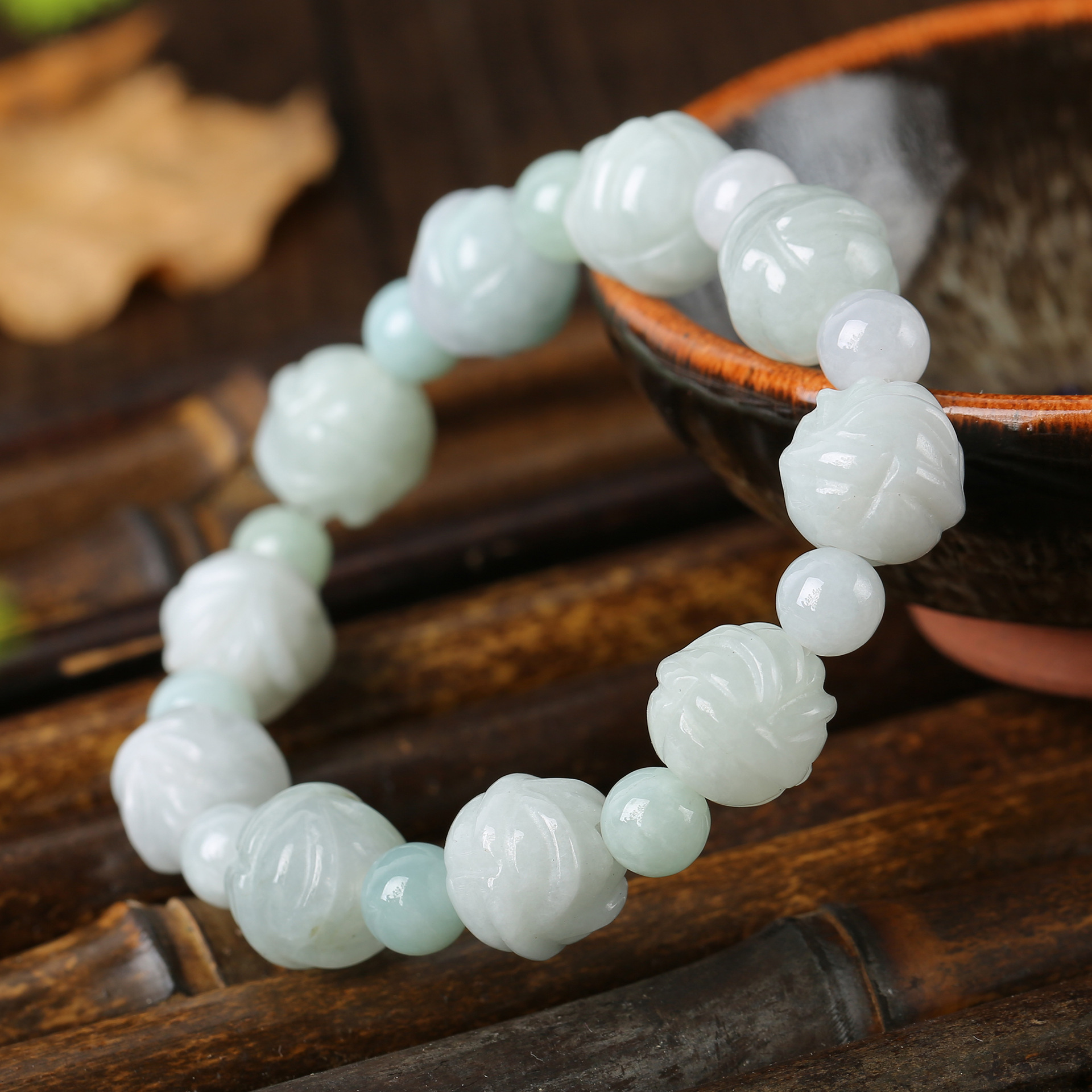 送礼佳品 玉石缅甸玉翡翠莲花手链 男款玉器手串批发 产地货源