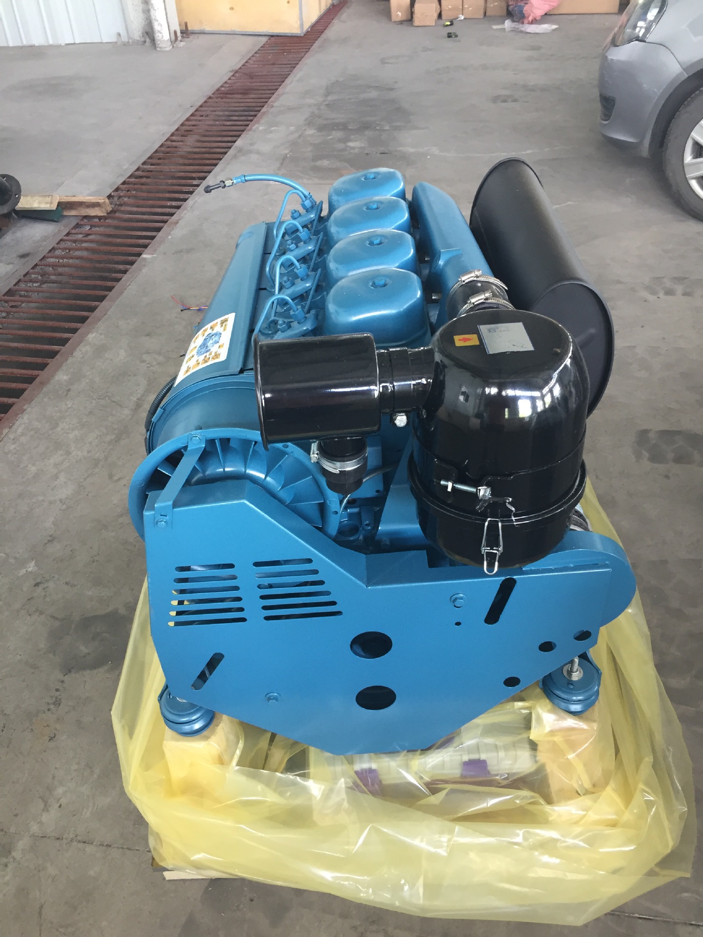 北内道依茨型f4l912柴油机 1500转32千瓦风冷柴油机型号f4l912