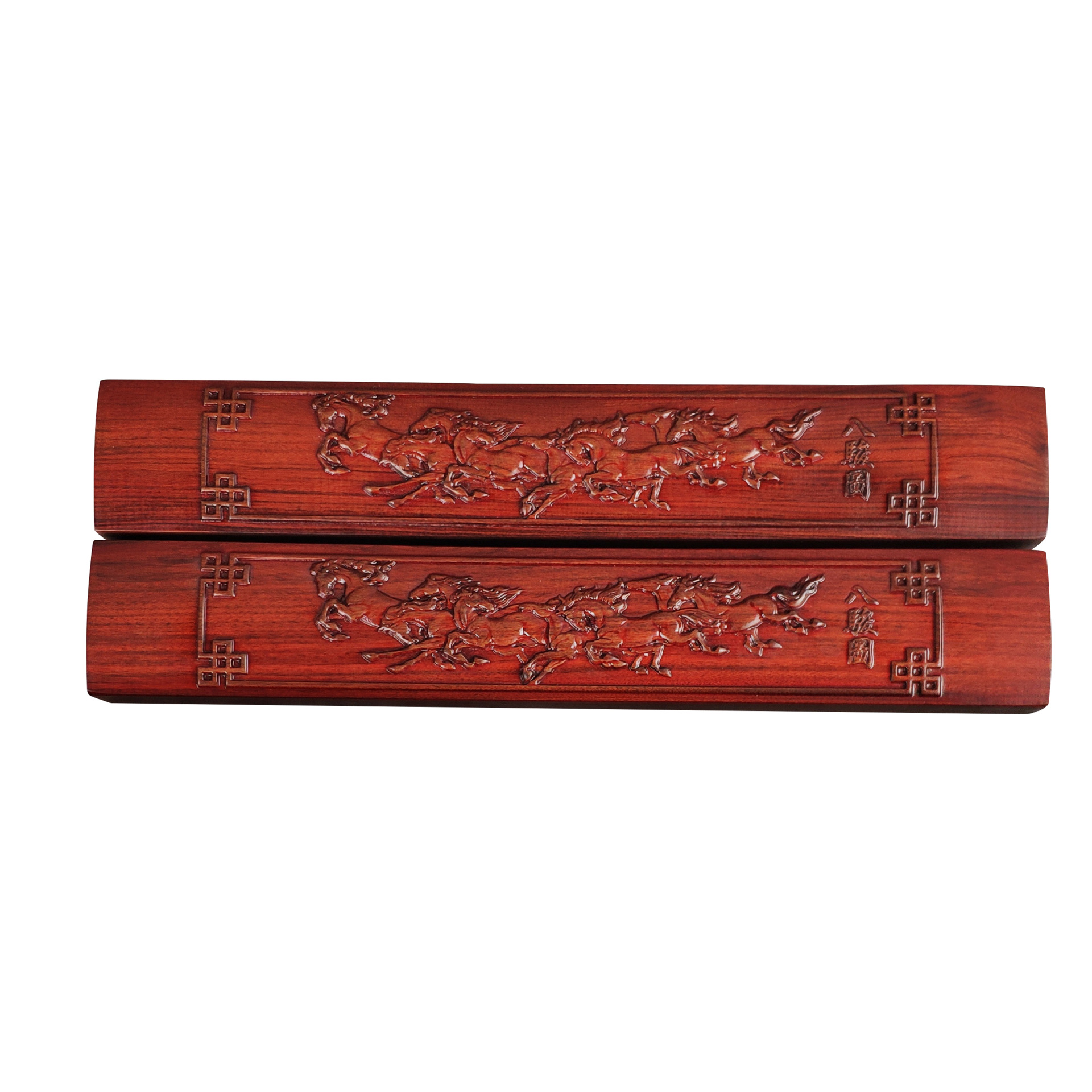 红檀木八骏图镇尺 材质:红檀木 产地:华夏笔都 用于:书法绘画镇尺镇纸