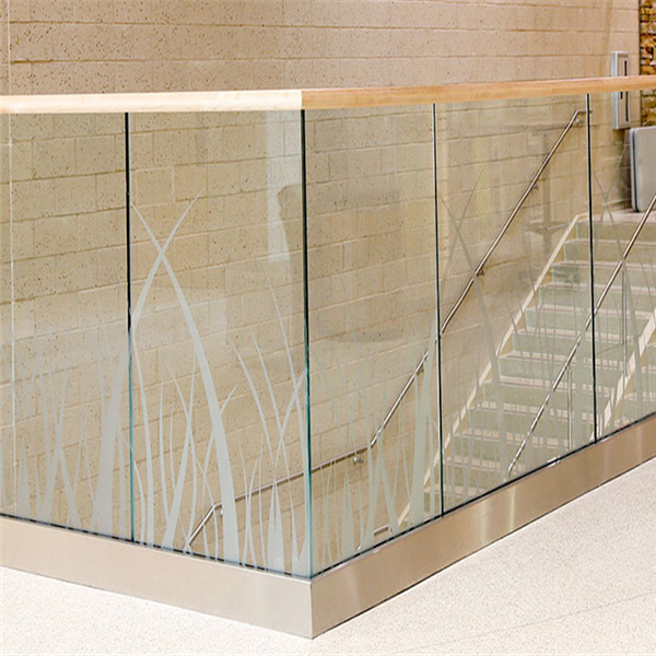 楼梯及平台处实用玻璃护栏 美观型u槽玻璃正装侧装扶手护栏