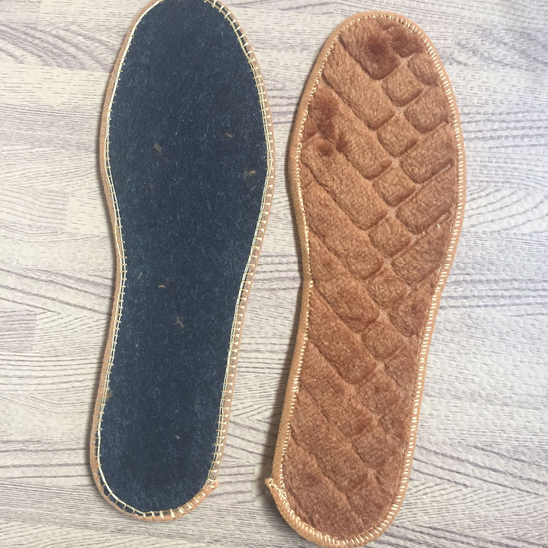 冬季保暖厚棉鞋垫 毛垫 两元地摊货源 2元商品临沂义乌厂家批发