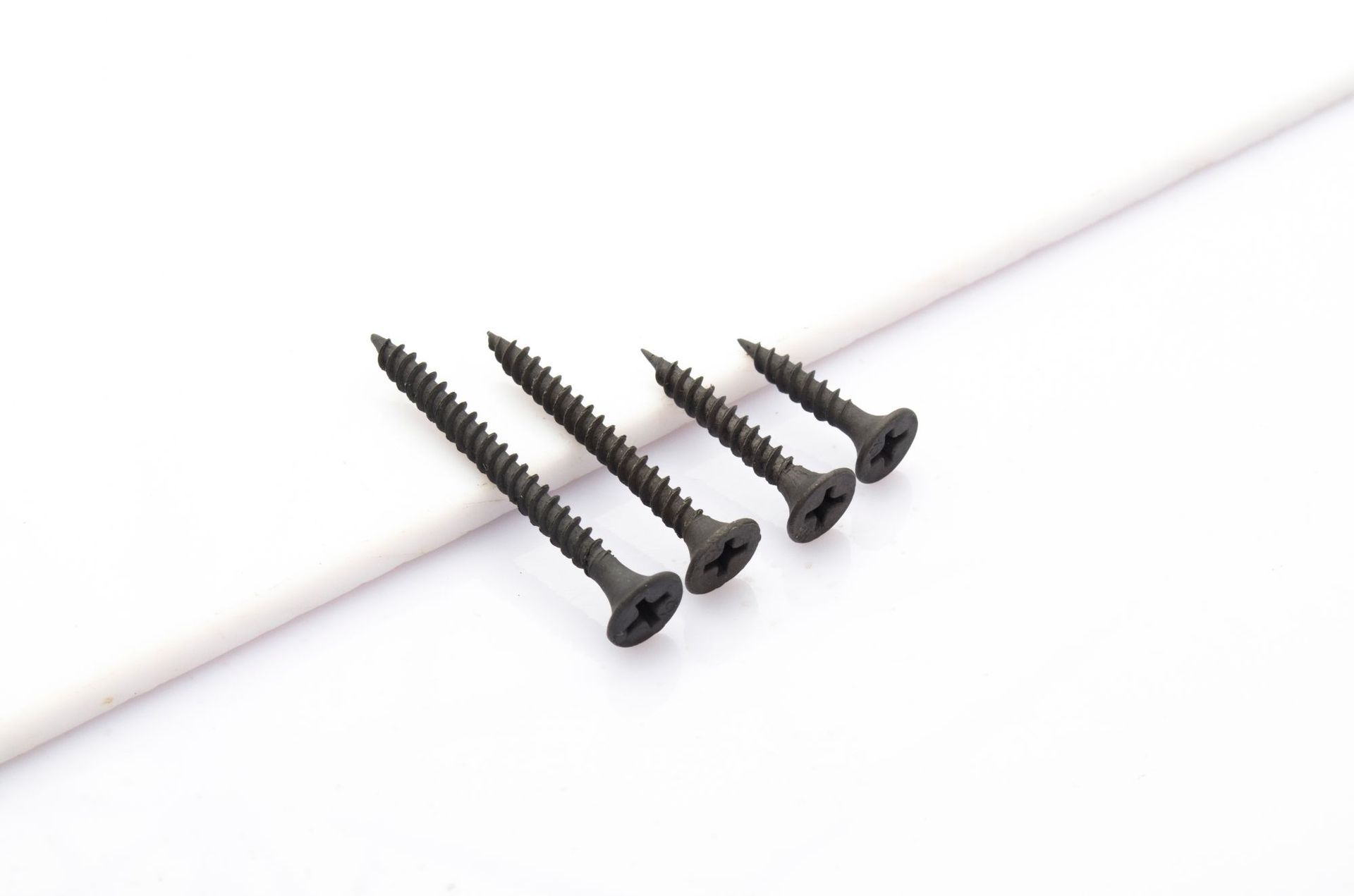 自攻螺丝_干壁钉自攻螺丝 黑色磷化 高强度 加硬墙板钉 - 阿里巴巴