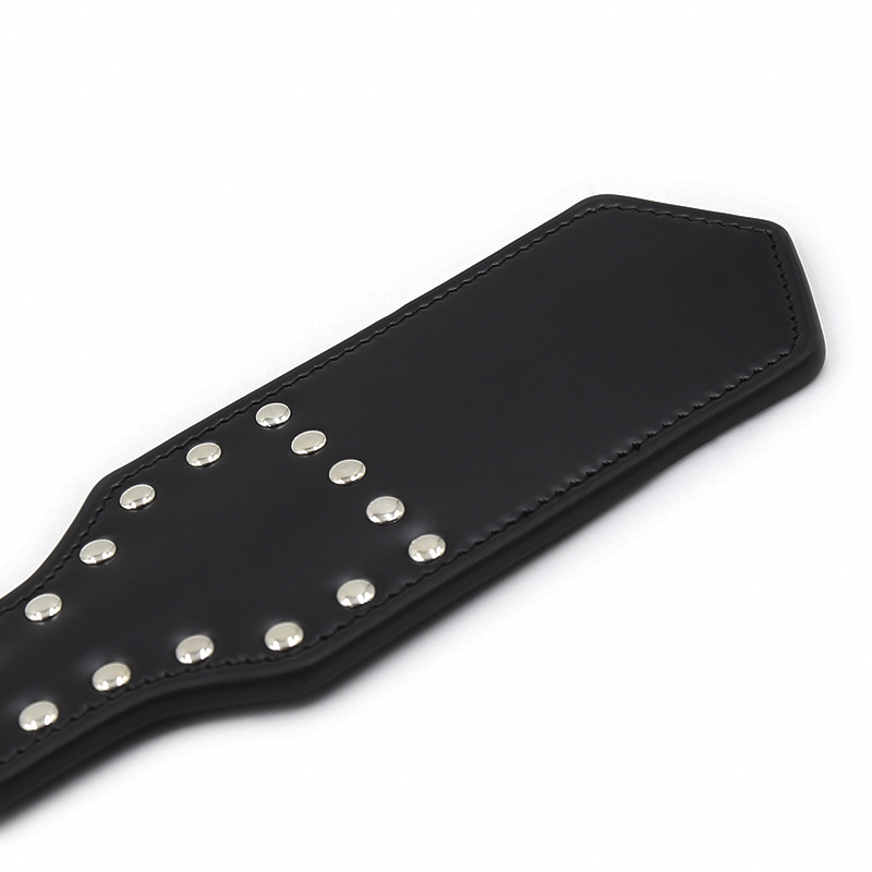 厂家直销批发另类玩具手拍铆钉带钉皮拍捆绑束缚另类玩具性保健品