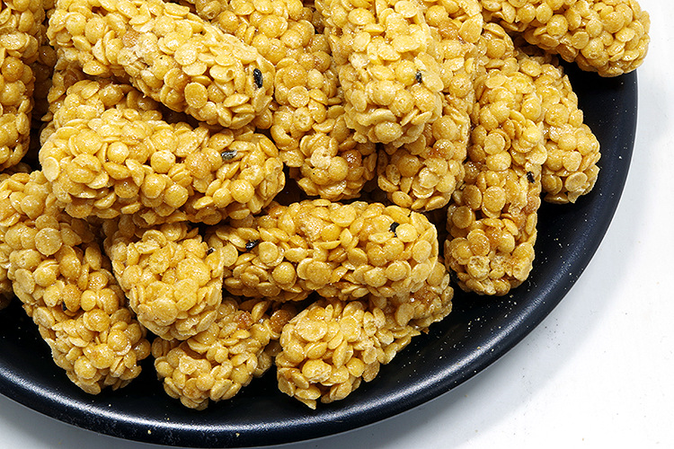 五谷杂粮坚果燕麦酥跑江湖摆地摊散装10斤整箱米花糖麦片火爆零食