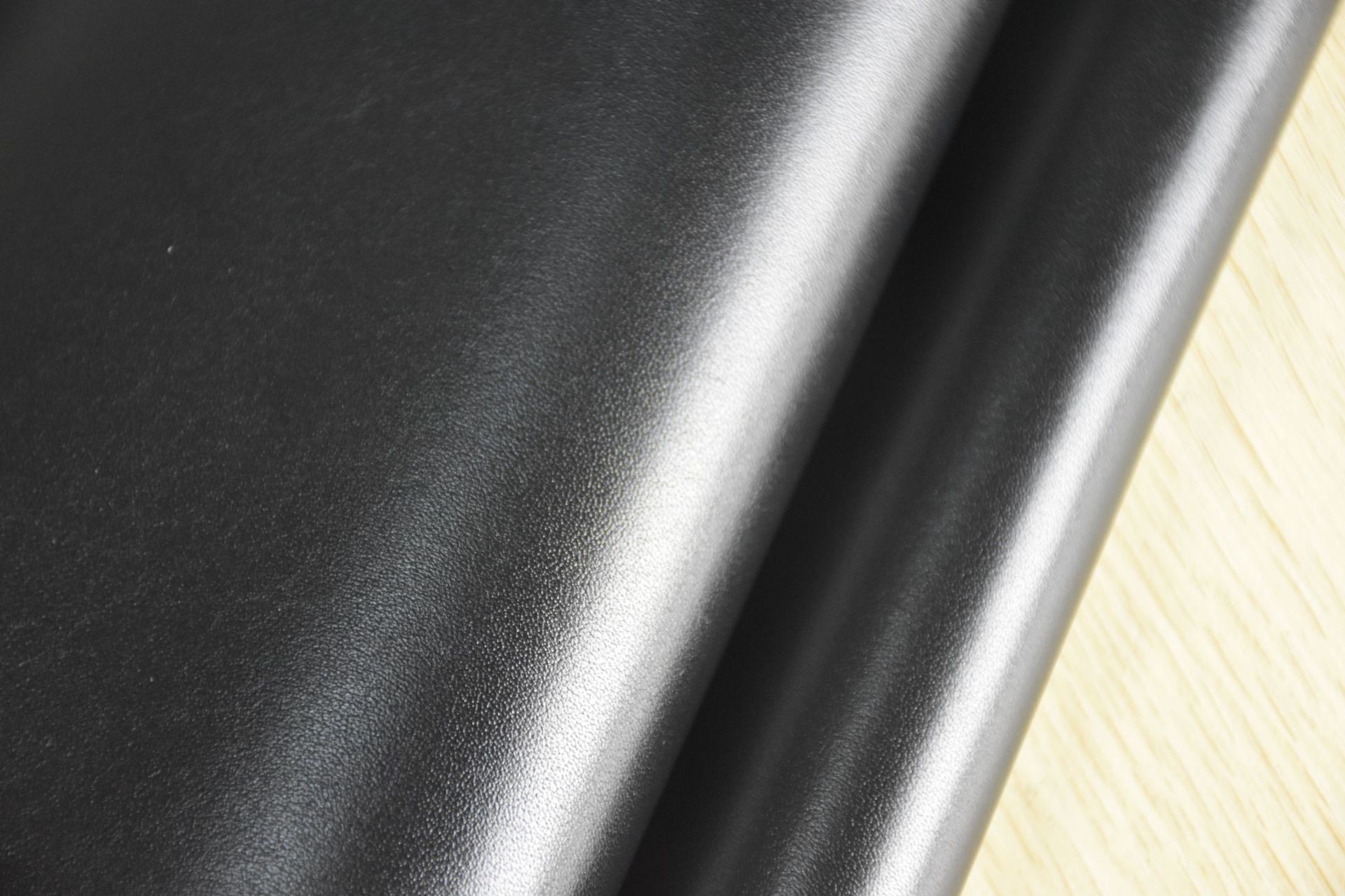 头层彩色纳帕纹牛皮皮料批发 平纹软面真皮牛皮 纳帕平纹皮