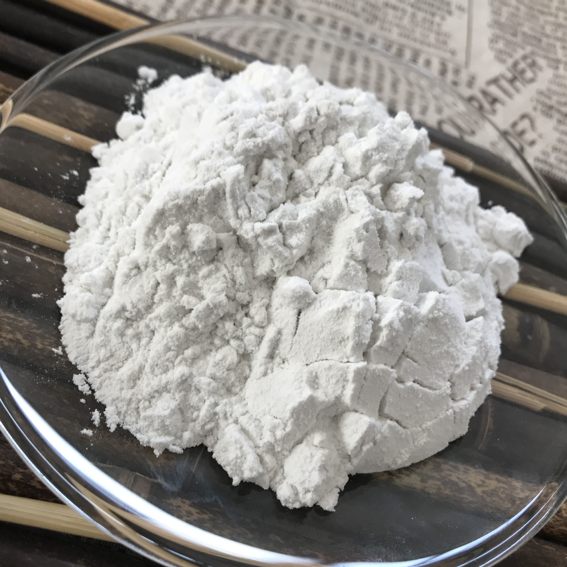 厂家供应白色硅藻土吸水地垫用硅藻土粉100目硅藻土助剂