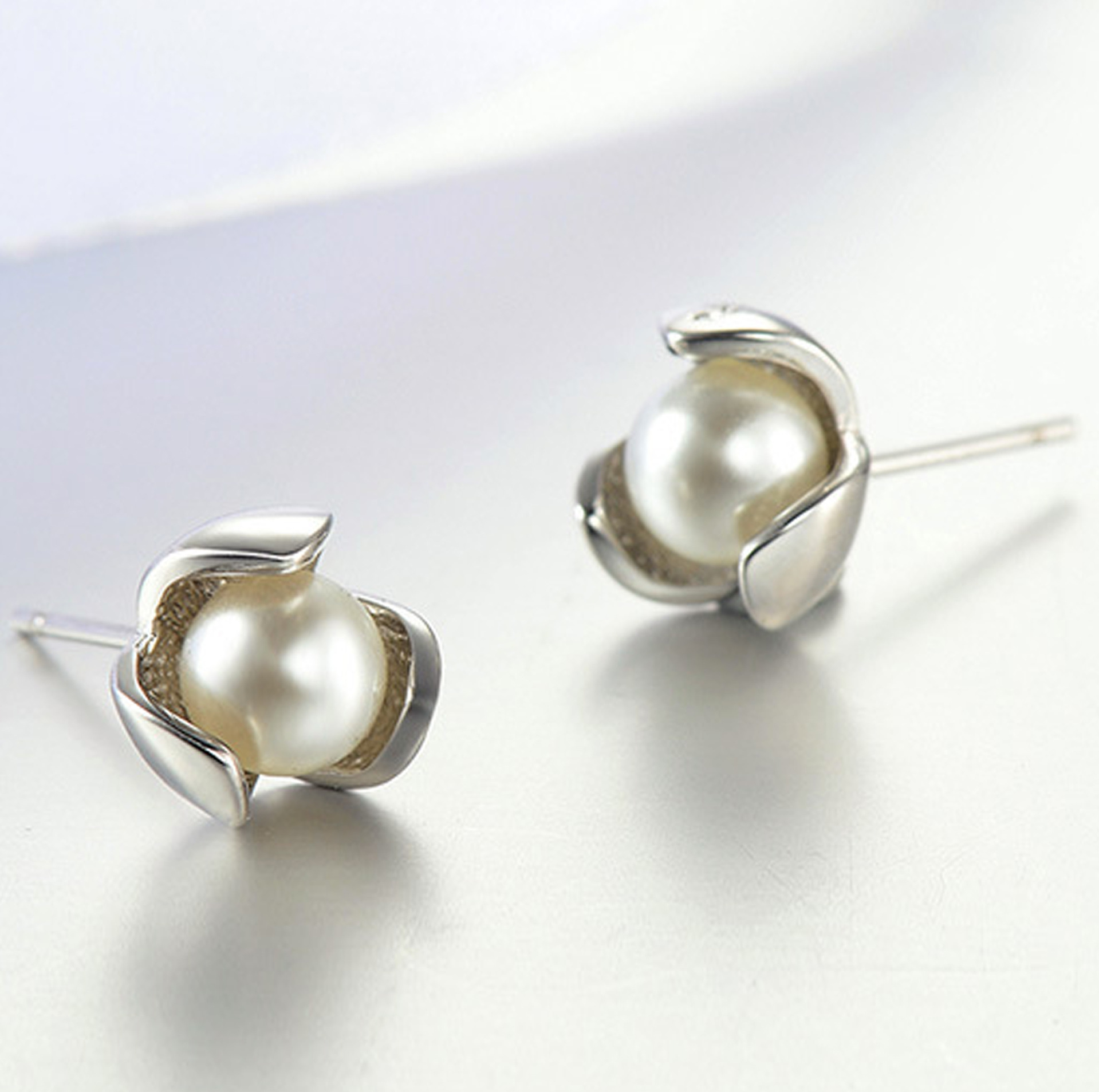 新品幸运三叶草珍珠女耳钉气质 女 厂家批发 镀银耳饰品批发