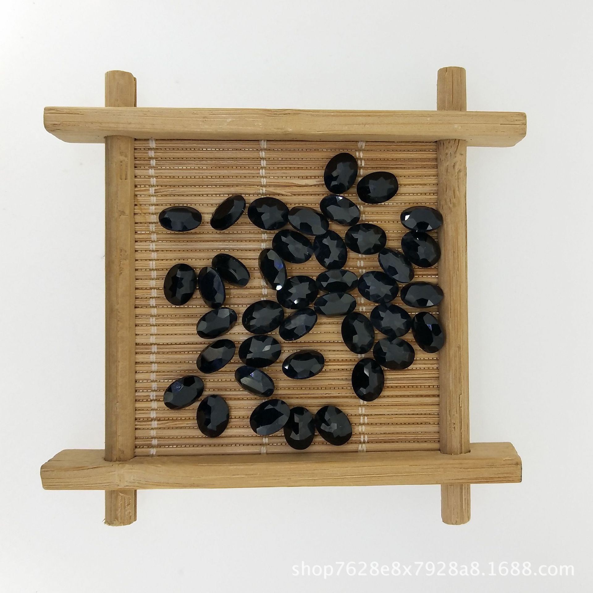 天然山东黑色蓝宝石 戒面裸石旦形 群镶可做配石 尺寸规格齐全