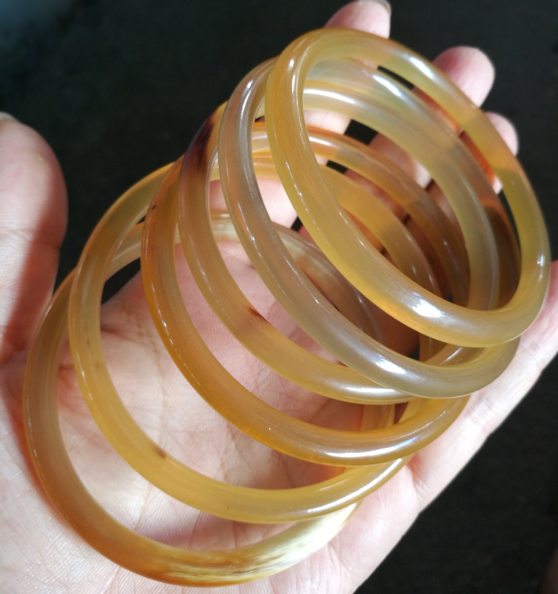 厂家直销天然牦牛角手镯细条0.6 晶莹剔透时尚个性手镯复古风手镯