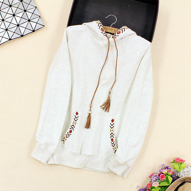 2018年秋装薄款 森女麦穗刺绣流苏抽绳连帽宽松套头卫衣女装新款