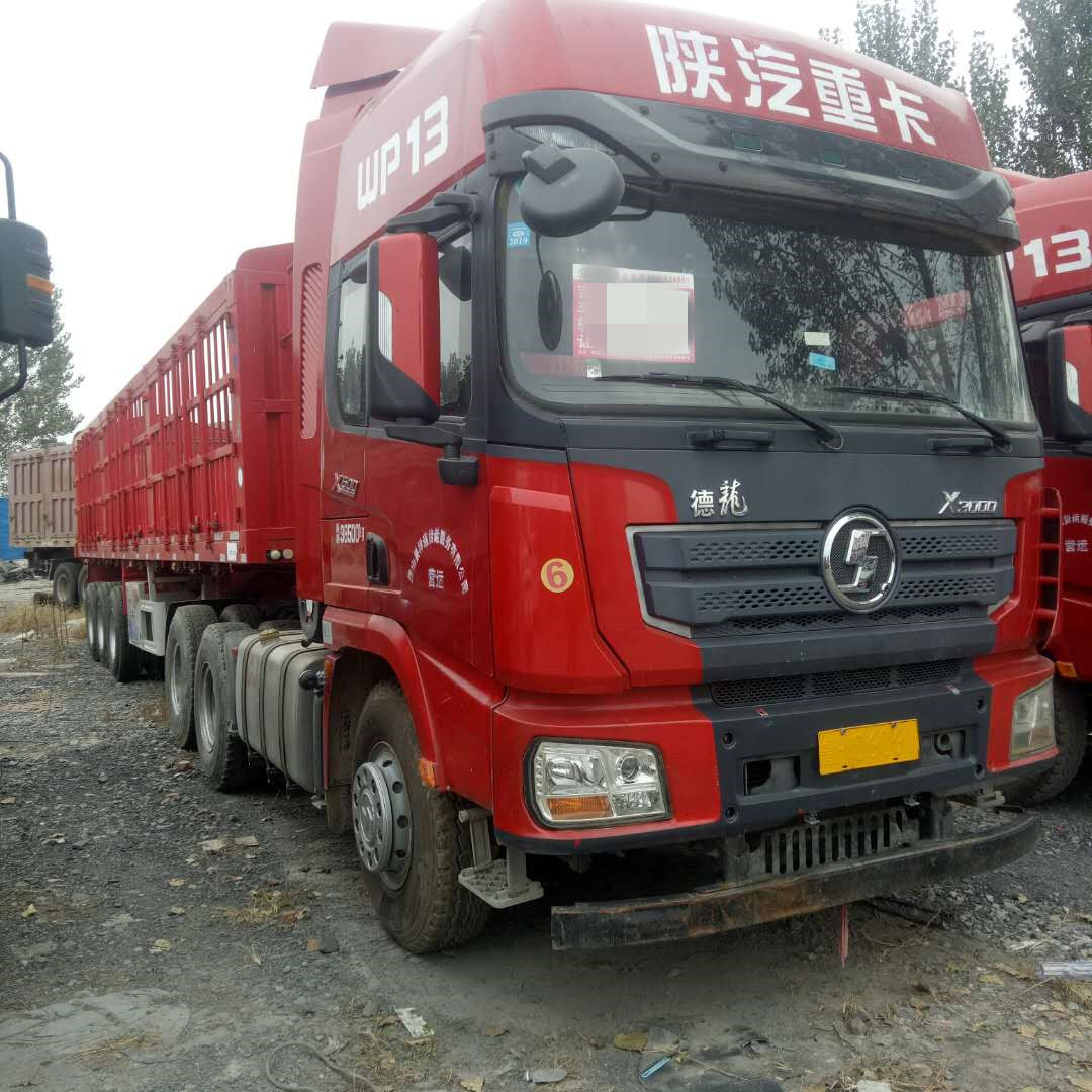 出售二手半挂牵引车 17年德龙半挂牵引车国五500马力重体牵引车头
