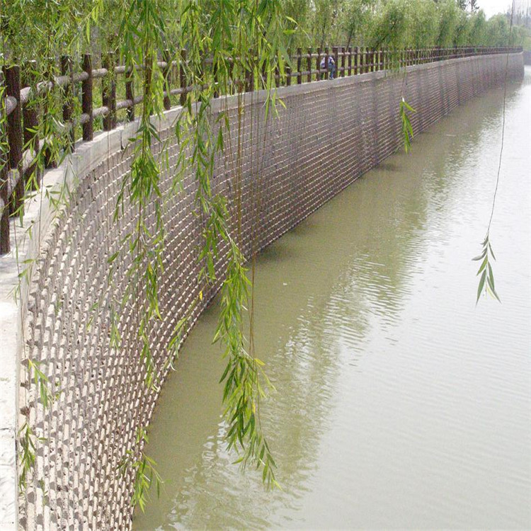 干垒式挡土墙有哪些优点?