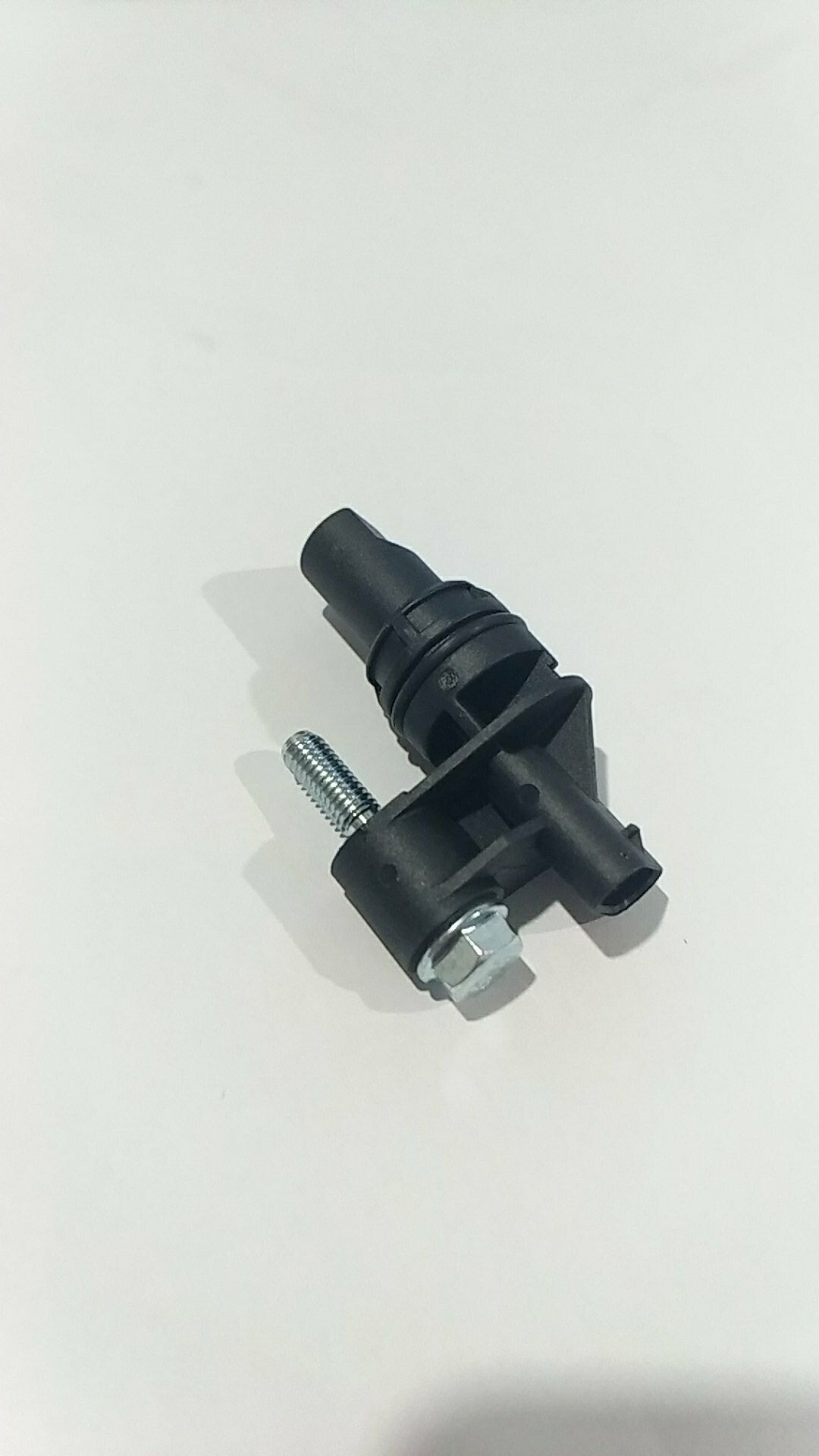 产品名称:曲轴位置传感器 产品型号:24105477 适用车型: 赛欧 电话