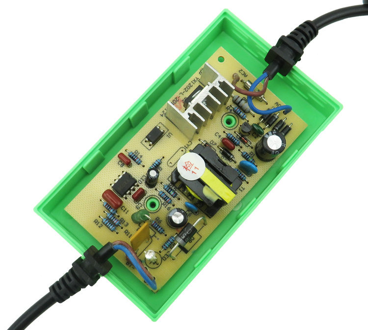 农用智能12v电动喷雾器充电器12伏8ah10ah20ah电瓶充电器三孔通用