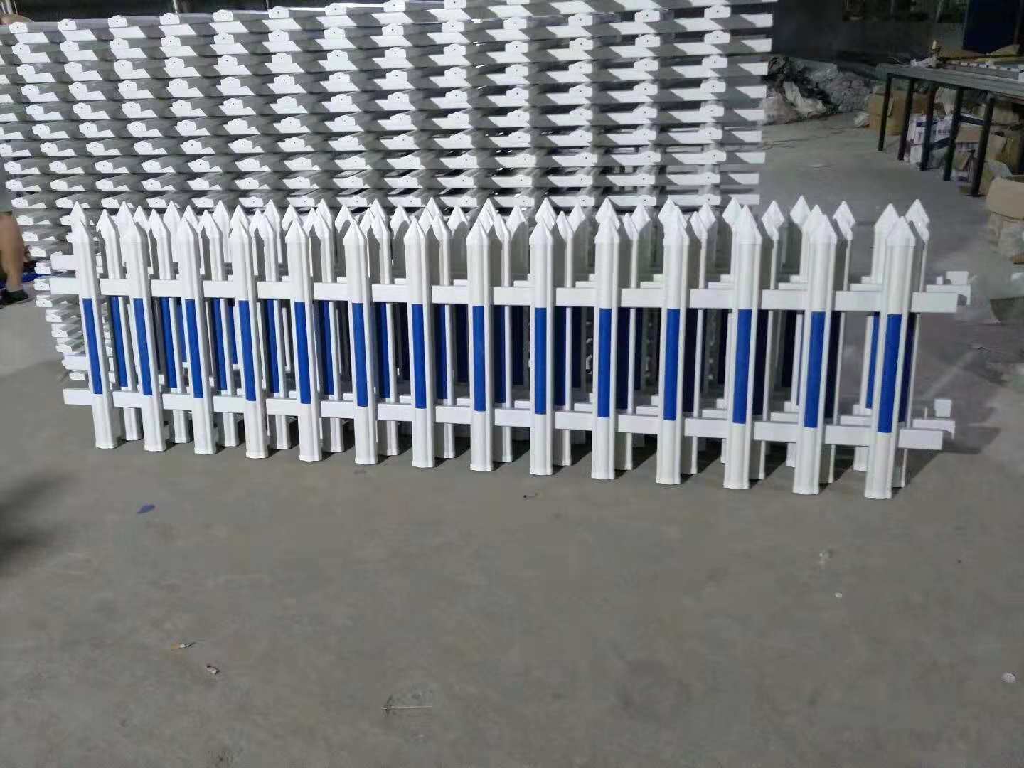 pvc塑钢护栏 小区围墙栅栏 庭院草坪护栏 气象站变压器围栏