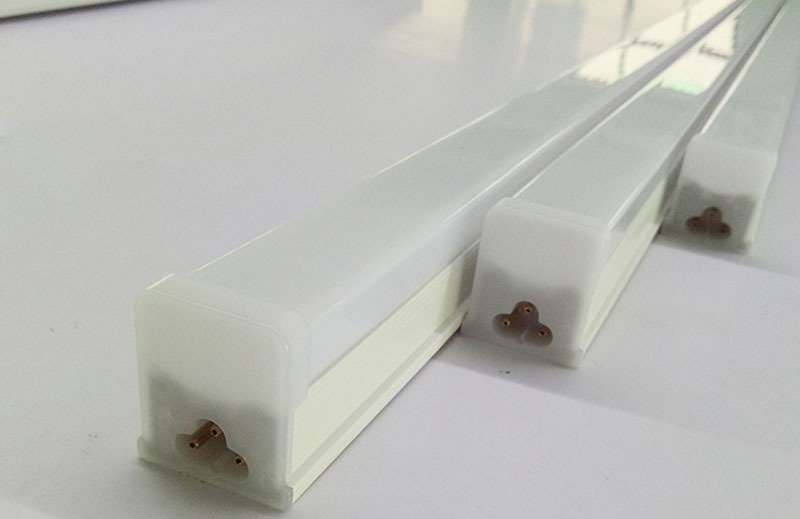 led一体化方形灯管 t5led灯管 t8一体化支架灯超亮光管工厂直销