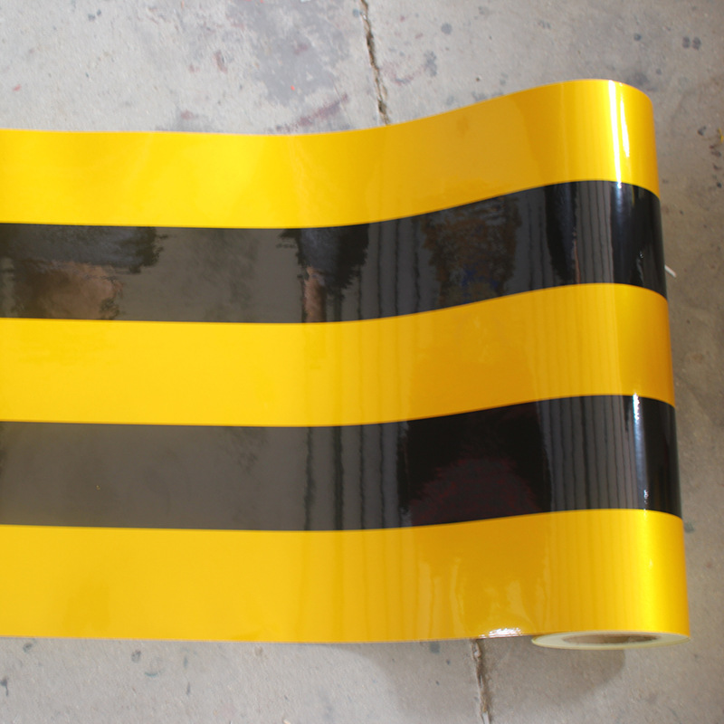 厂家生产 反光膜电线杆防撞膜电力反光膜铝基膜黑黄交通膜