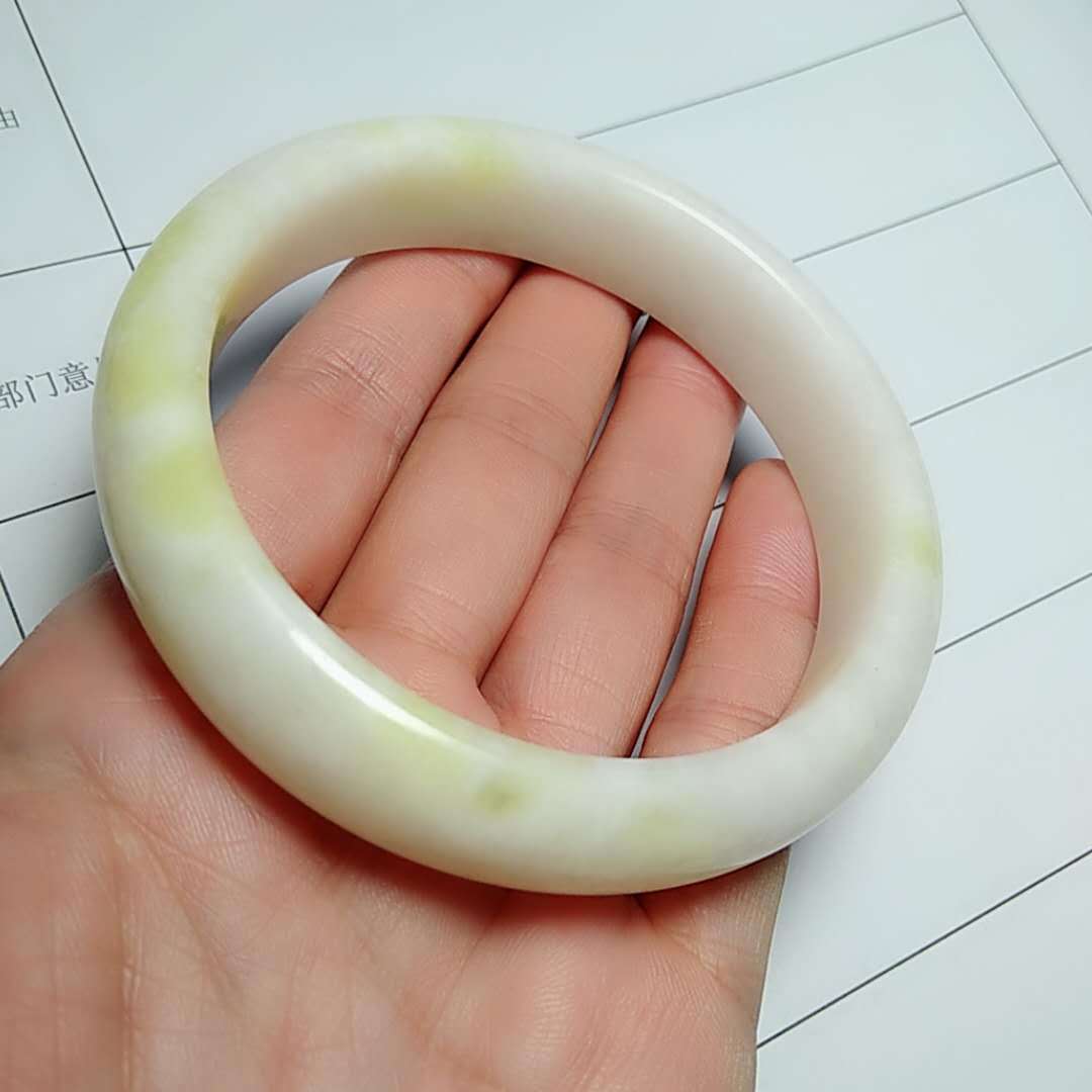 玉器陕西蓝田玉姜花手镯 时尚美丽飘花蓝田玉手镯厂家批发