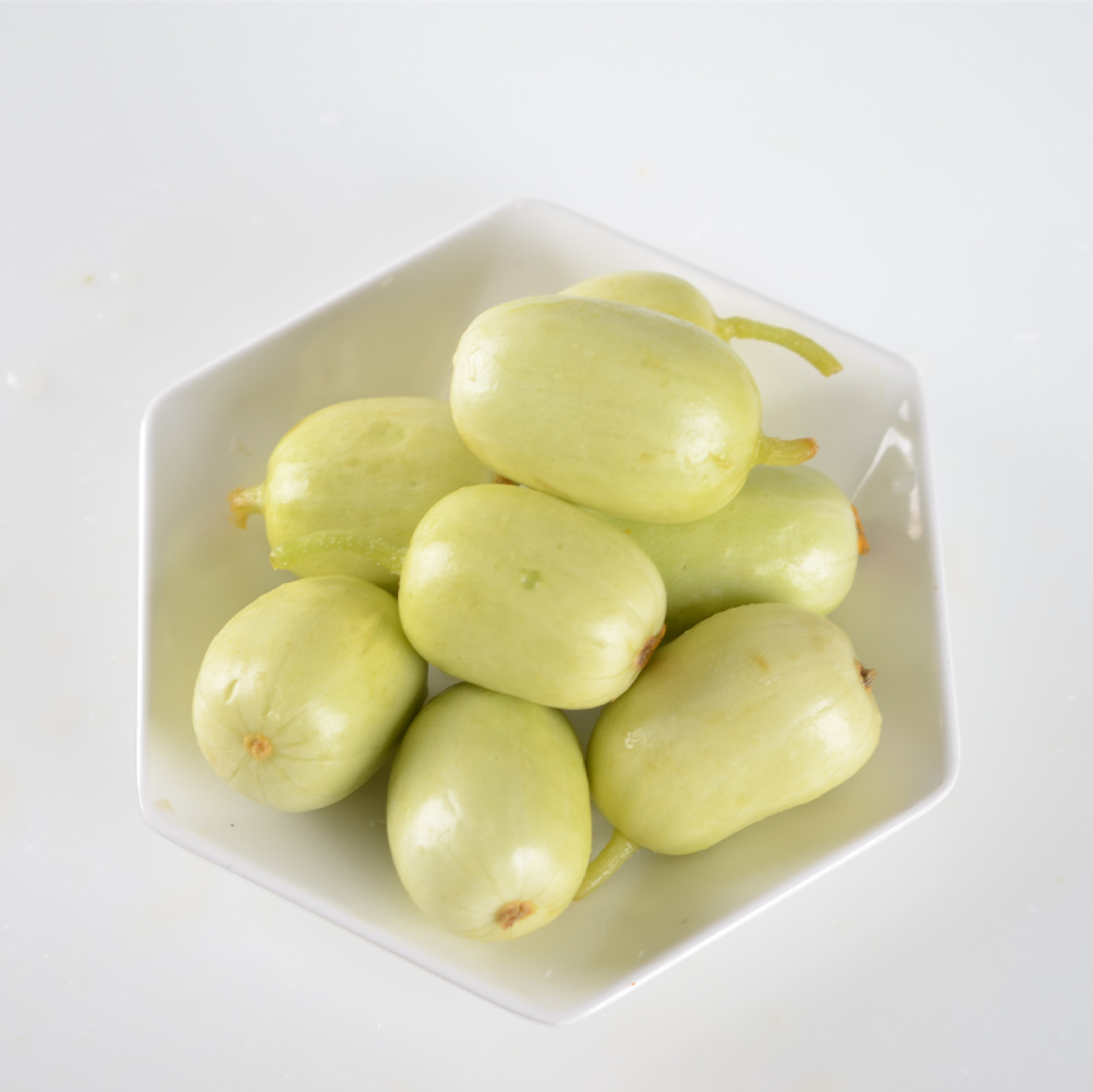 3斤q蛋瓜新鲜蔬菜玉女小黄瓜拇指水果黄瓜一件代发 韵达