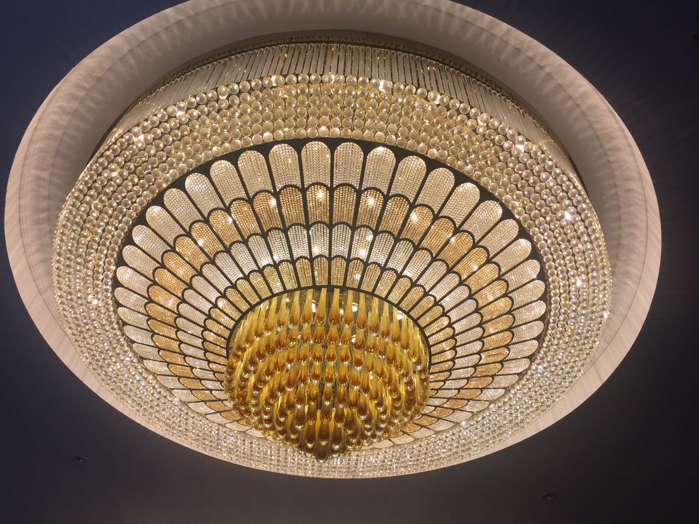 酒店会所水晶吊灯大型玻璃飘带吊灯ktv售楼大厅非标工程定制灯具