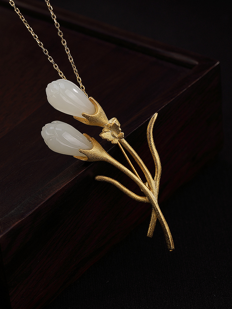 s925纯银镶嵌镀金和田玉白玉兰花创意气质高档胸针货号g9979