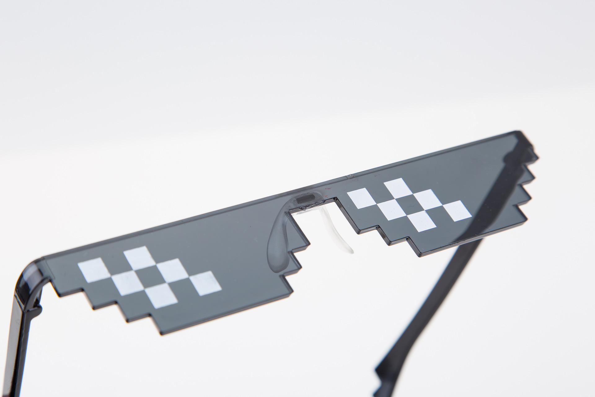 2018新款马赛克眼镜平光太阳镜二次元嘻哈墨镜时尚男女通用批发