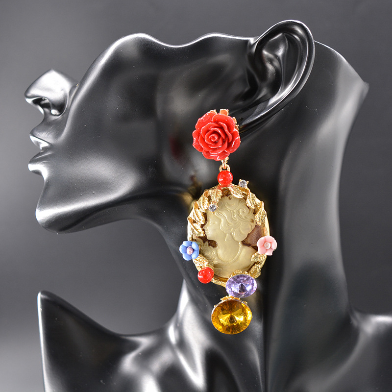 新款复古巴洛克水晶浮雕女王美人头像气质文艺范萌妹耳环配饰品