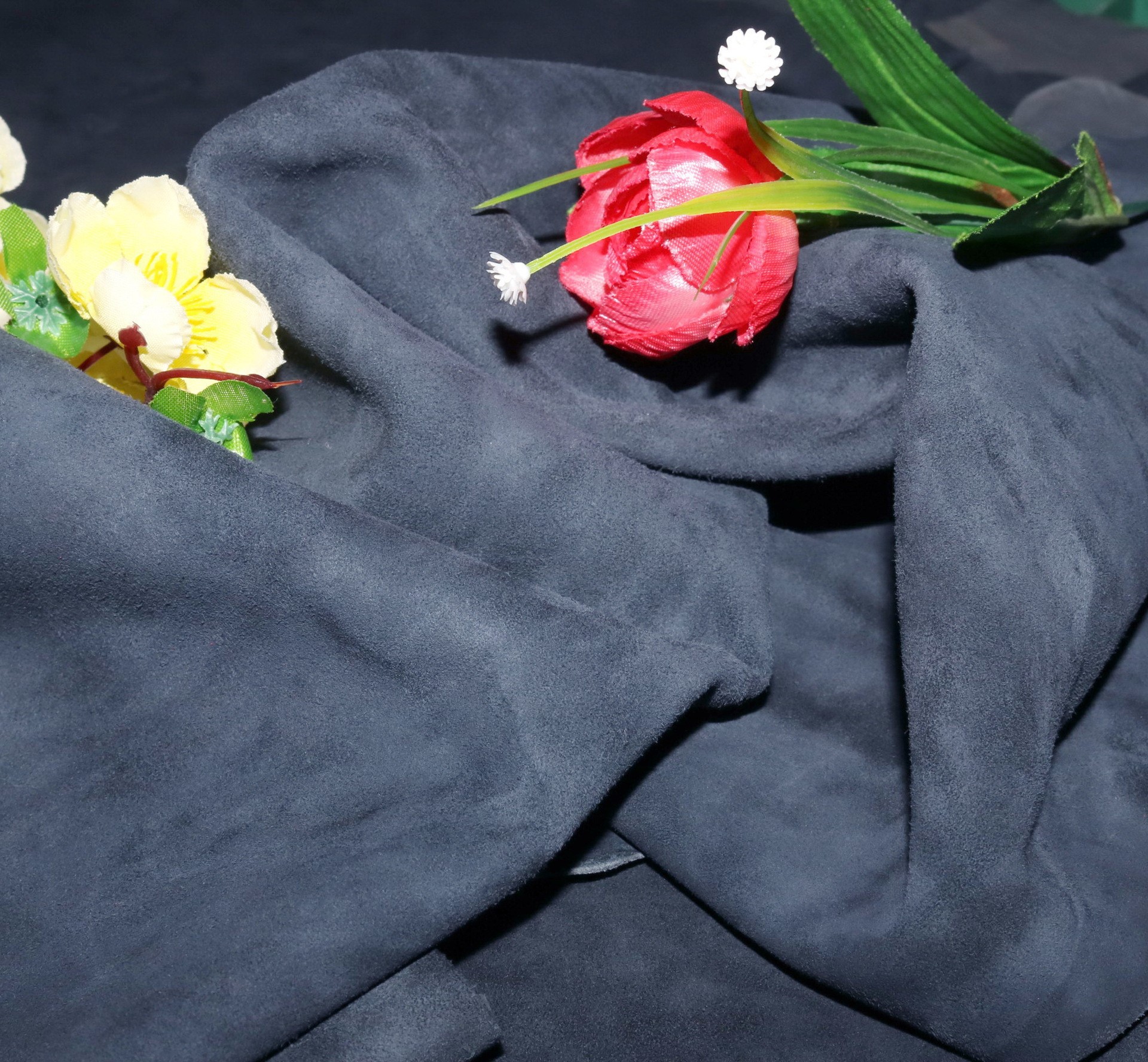 厂家直销高品质二层羊反绒真皮面料磨砂绒面皮料手套鞋里皮革批发