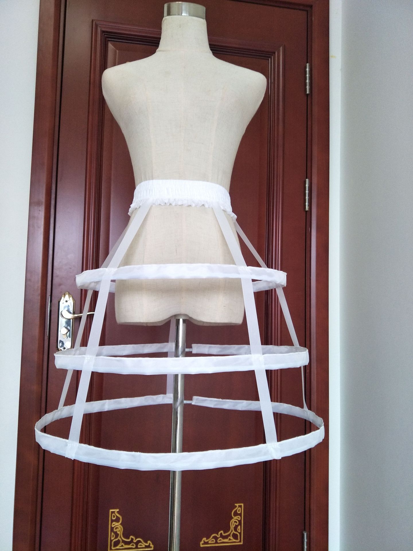 批发镂空三层荷叶边鸟笼鱼骨裙撑cosplay暴力lolita新款裙撑