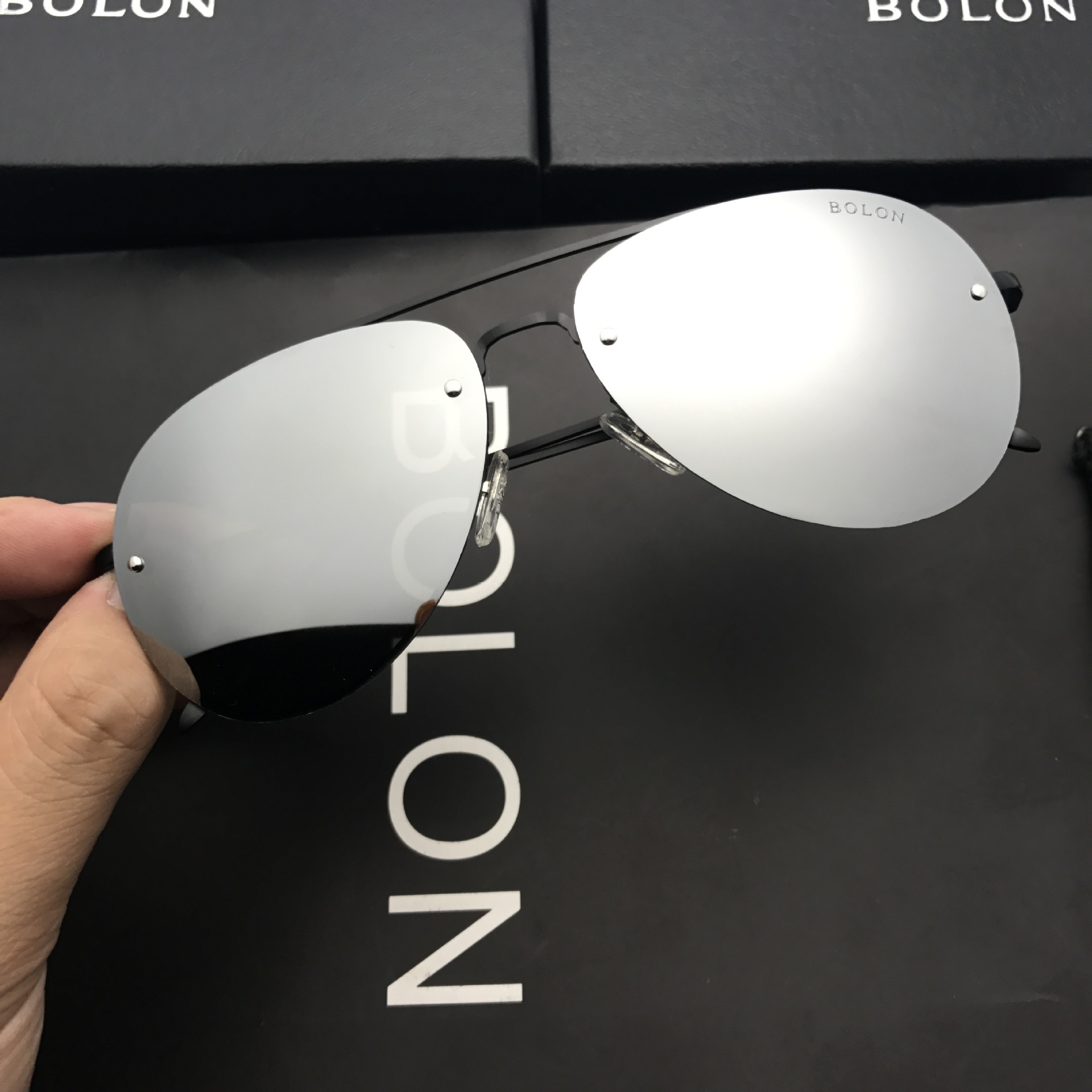 2018暴龙眼镜正品暴龙太阳镜男女偏光镜彩膜飞行墨镜蛤蟆镜bl7003