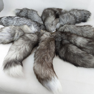 超大狐狸尾巴包包挂件 银蓝狐狸尾巴箱包饰品 服饰配件皮草挂件