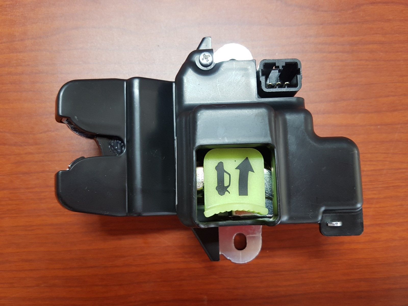 尾门闭锁器 适用于现代hyundai elantra 812303x010 81230-3x010