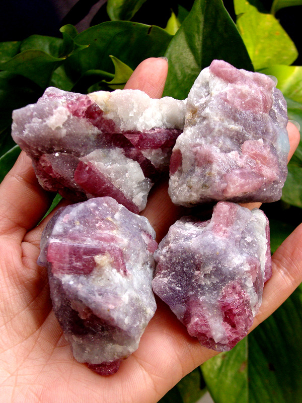 特别推荐 天然粉碧玺原石 心轮进阶疗愈石