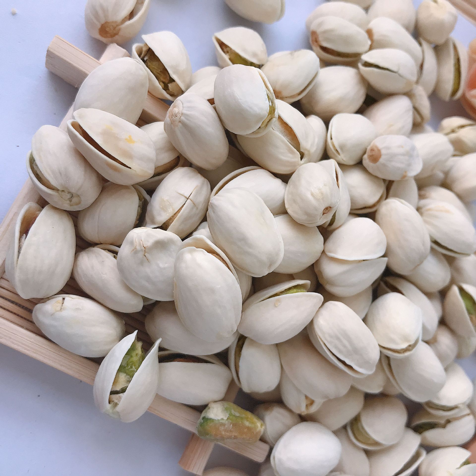 批发 坚果零食 开心果自然开口 大粒开心果200克袋装一件代发