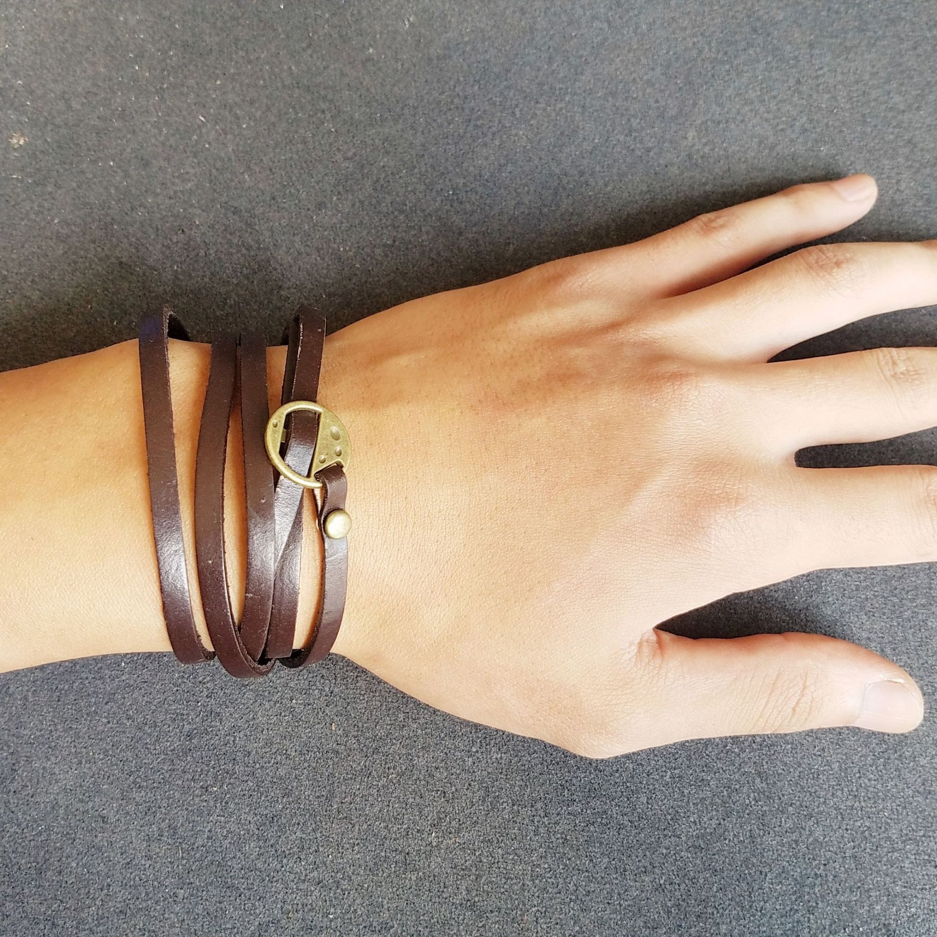 欧美简约款真皮手链厂家直销 绕五圈真牛皮手环 情侣手链饰品批发