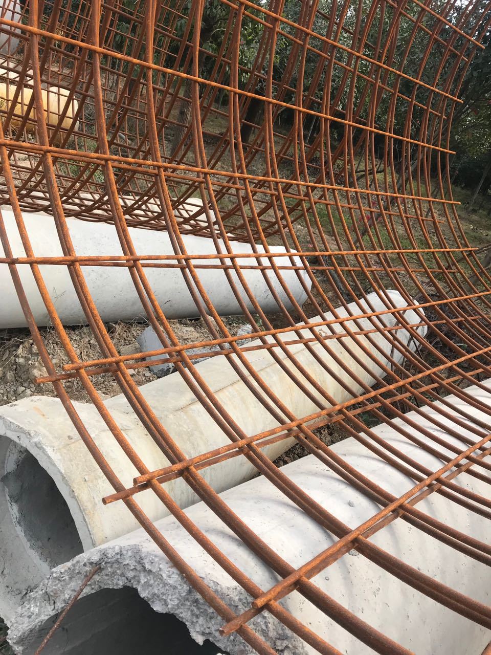 批发水泥管1800各种规格钢筋砼平口承插高品质排水管工程配套