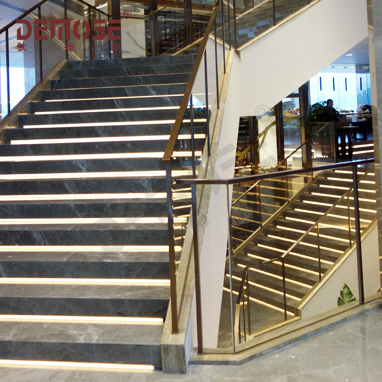 大型商场 方管玻璃护栏 楼梯预埋玻璃扶手 古铜色烤漆玻璃栏板