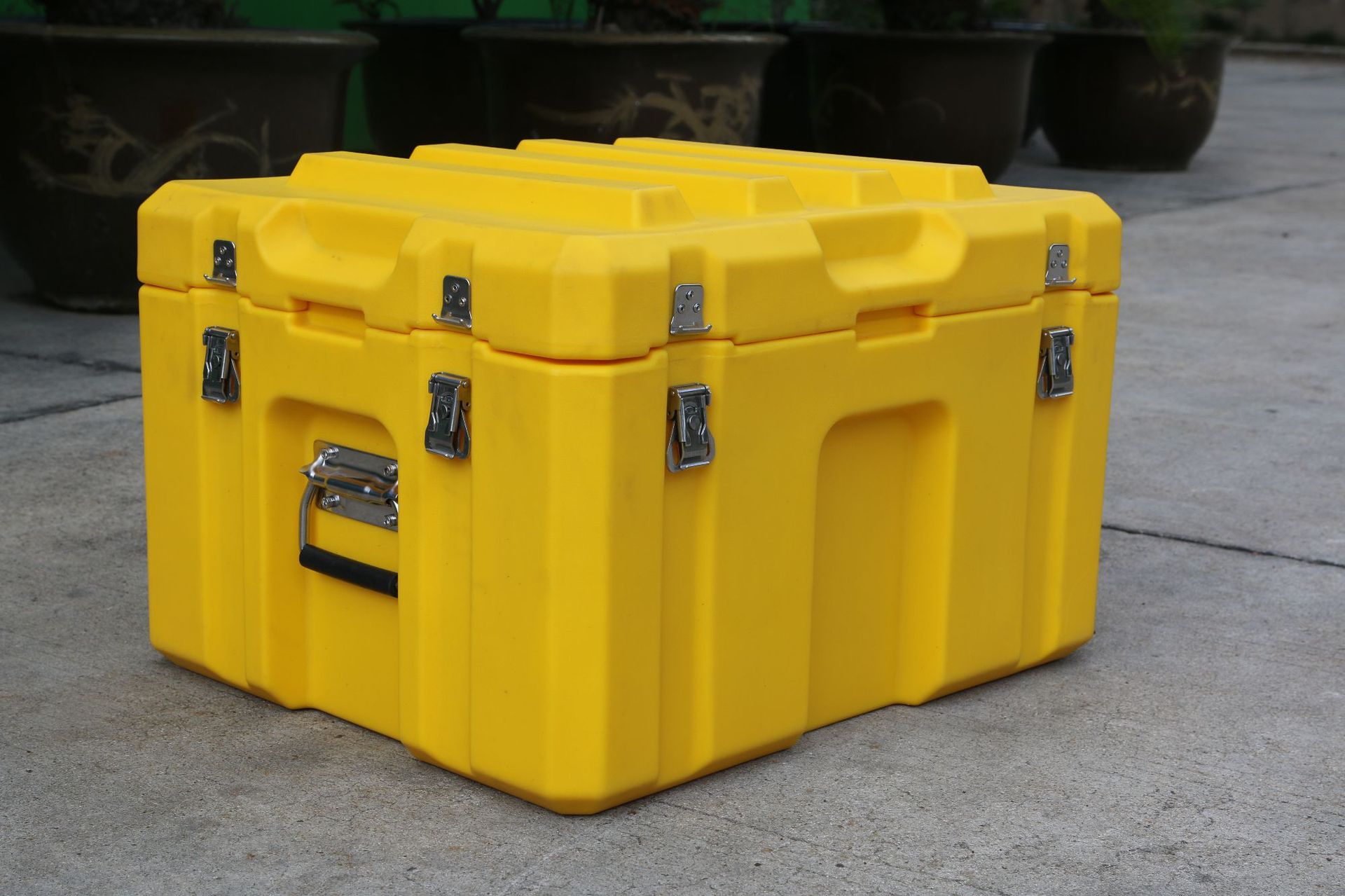 家供应三防滚塑箱战备物资空投箱大型设备野战装备箱