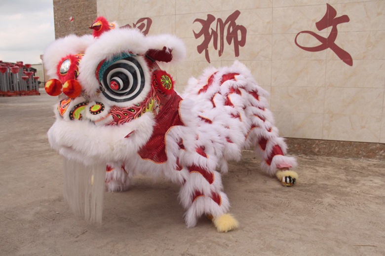 舞龙舞狮道具 醒狮道具 红白色狮子 南狮道具 舞狮子道具厂家批发