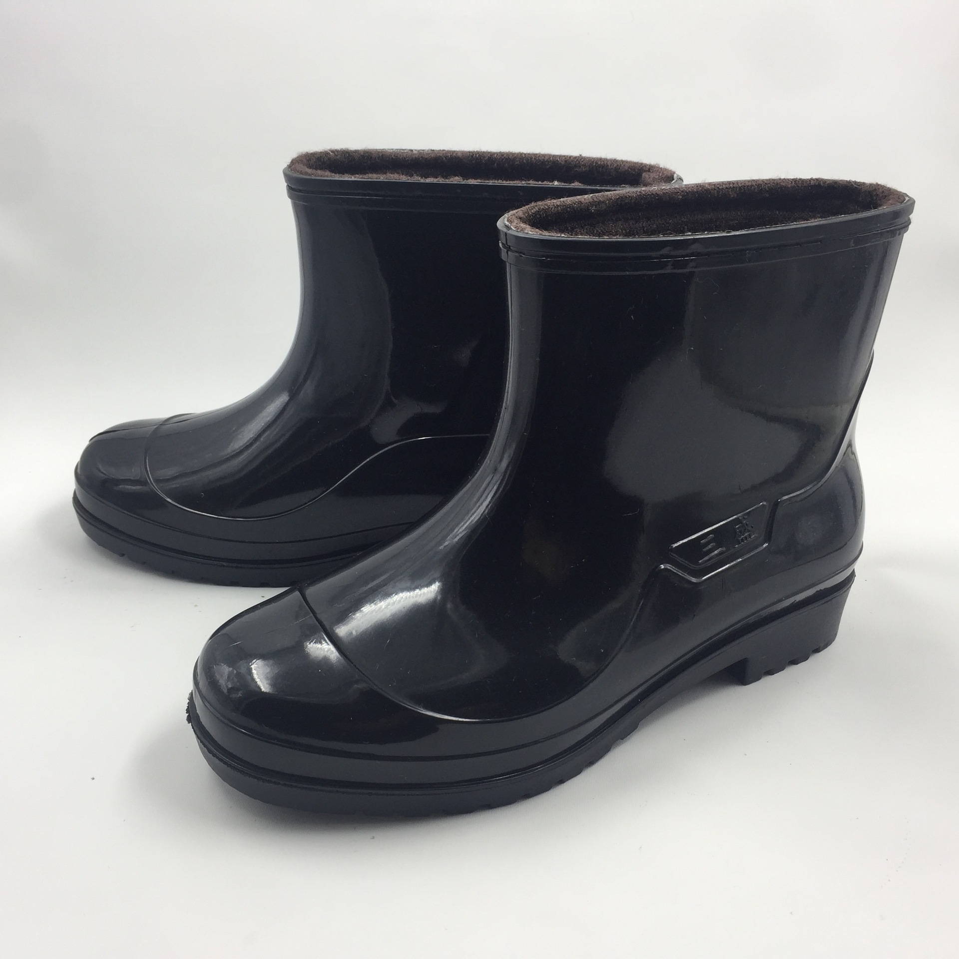 pvc半高雨鞋男式黑色保暖工地劳保塑胶水鞋批发