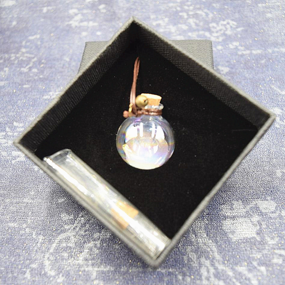 新大号彩虹色玻璃球带木塞车挂创意礼品小清新炫彩汽车香水瓶挂件