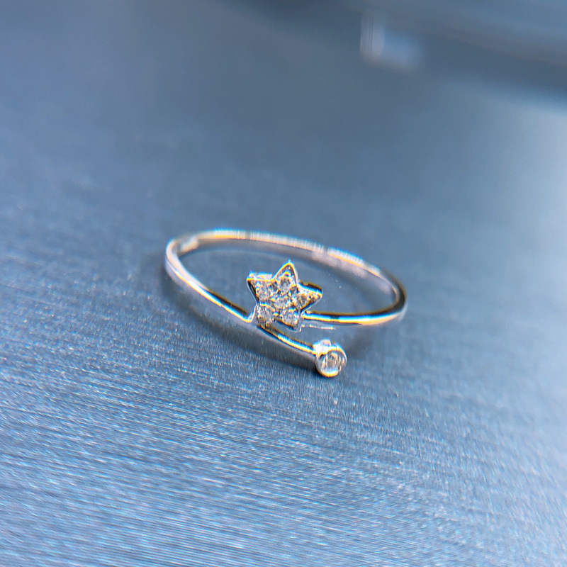 18k白钻石戒指 钻石戒指 时尚星形 求婚结婚钻戒 情人节专属 女戒