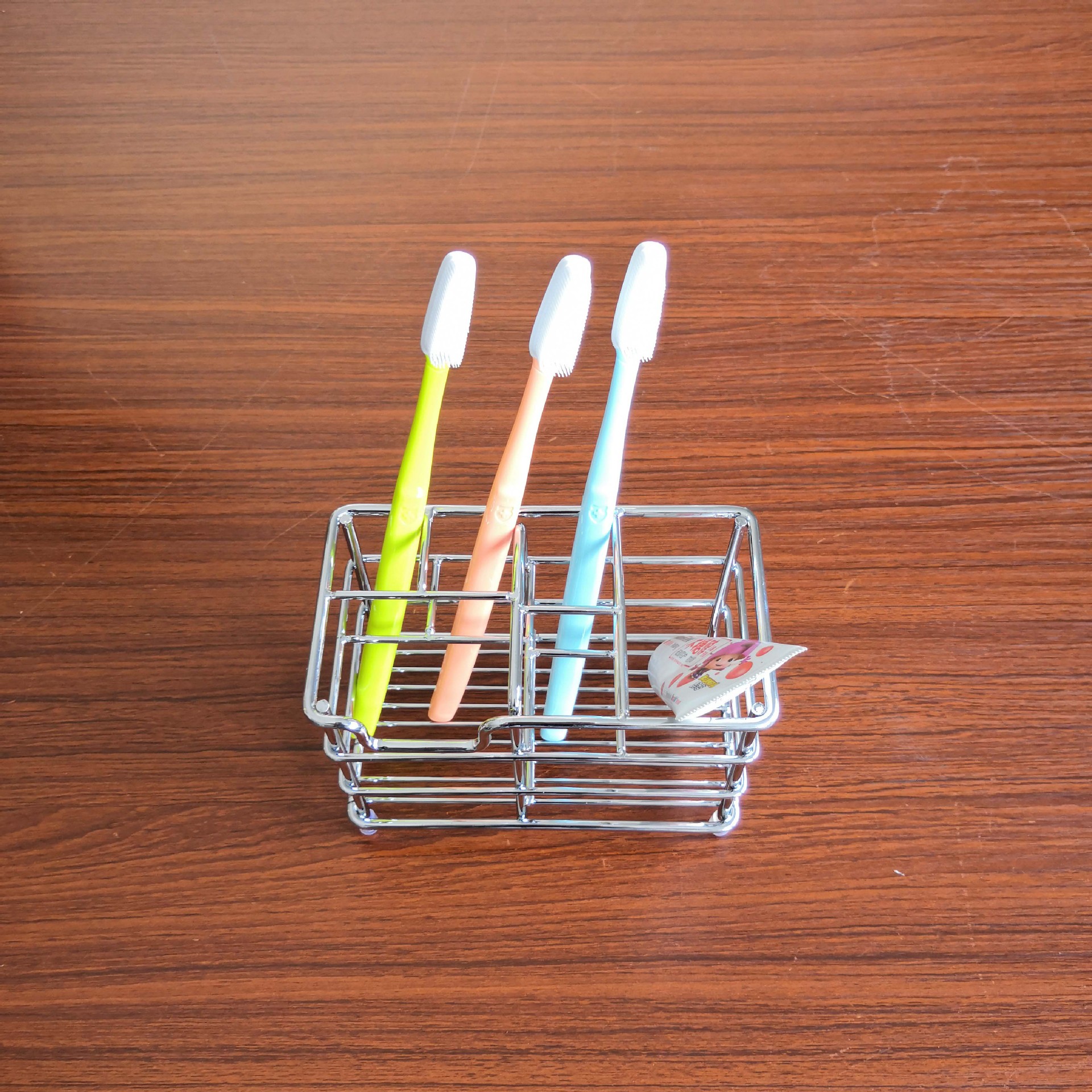 2018年新款设计收纳不锈钢牙刷架卫浴牙刷置物架