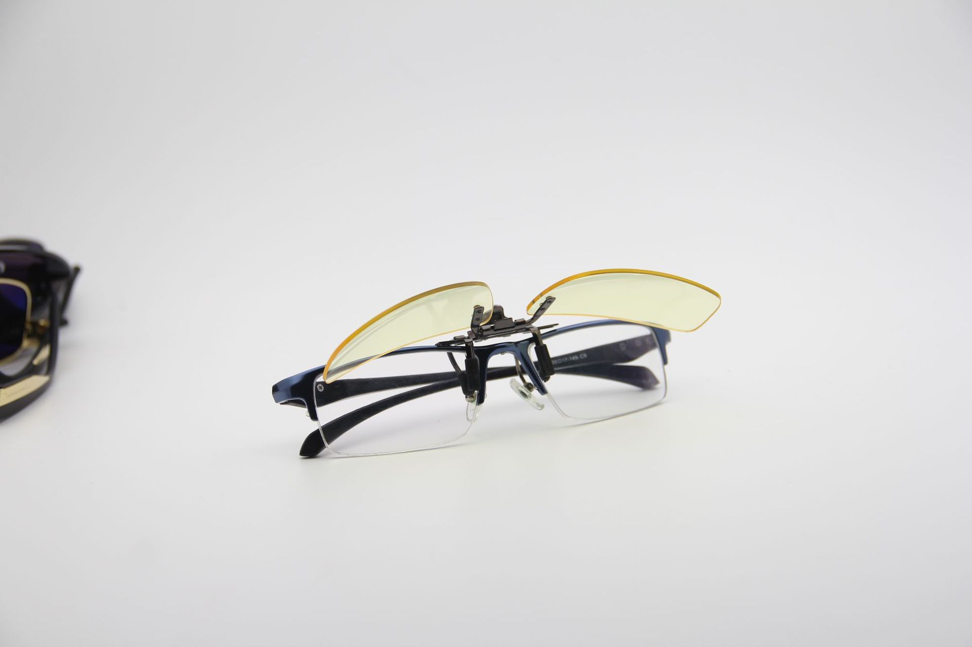 热销电脑防蓝光游戏防辐射数码护目夹片批发 新男女通用近视夹片