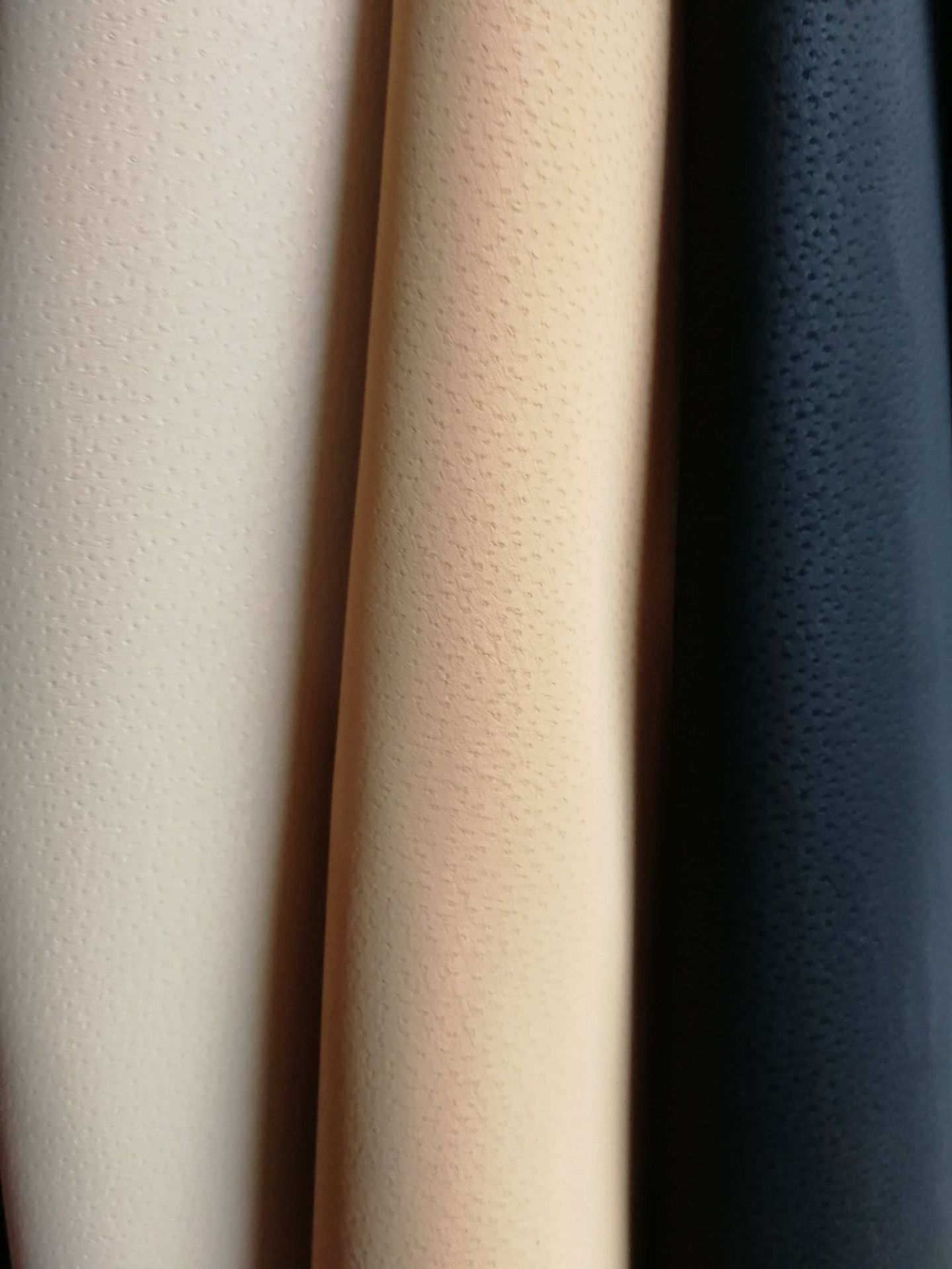 7布底背涂磨砂面仿猪二层pu皮革 柔软内里猪巴革礼盒包装 现货